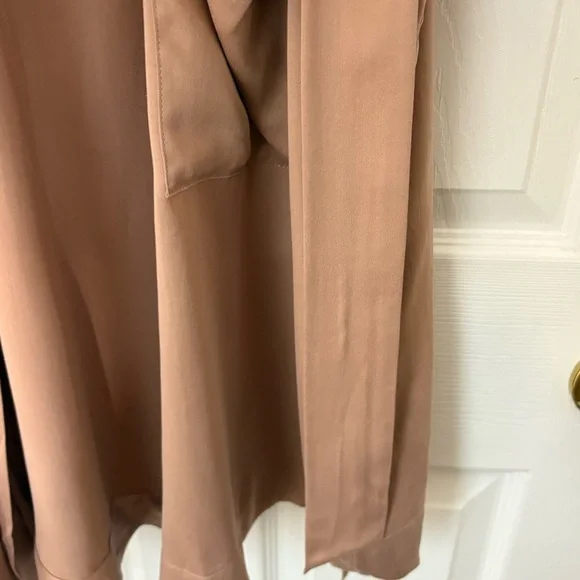 Quince Washable Silk Robe, Toasted Almond, One Size. NWT - Picture 6 of 7